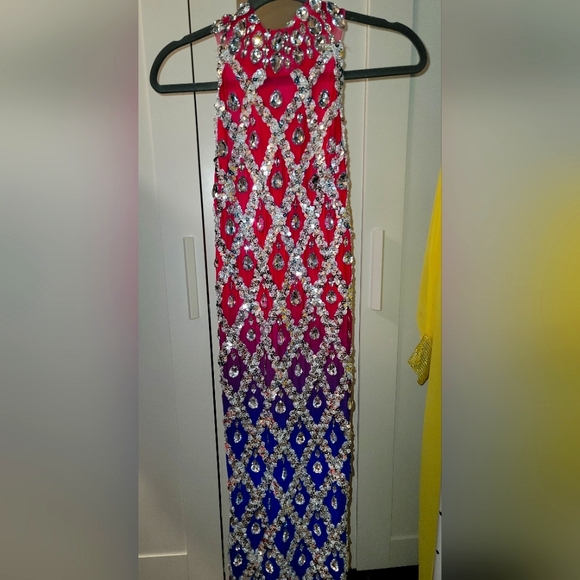 Dress/Gown w/cystal embellishments, Size XL - Picture 1 of 3